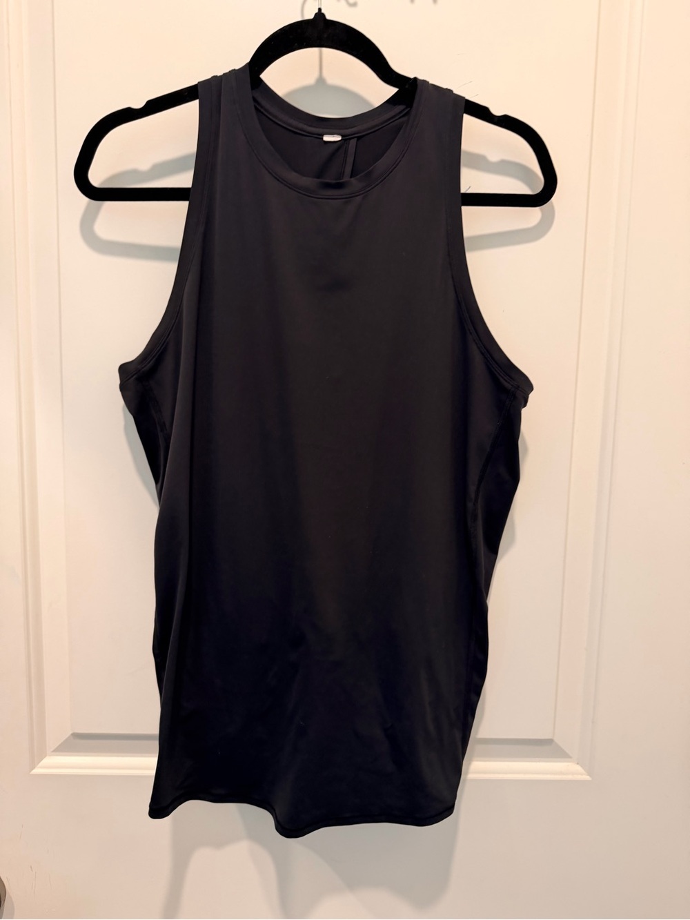 Lululemon Black Twist Back
Active Tank Top Size M